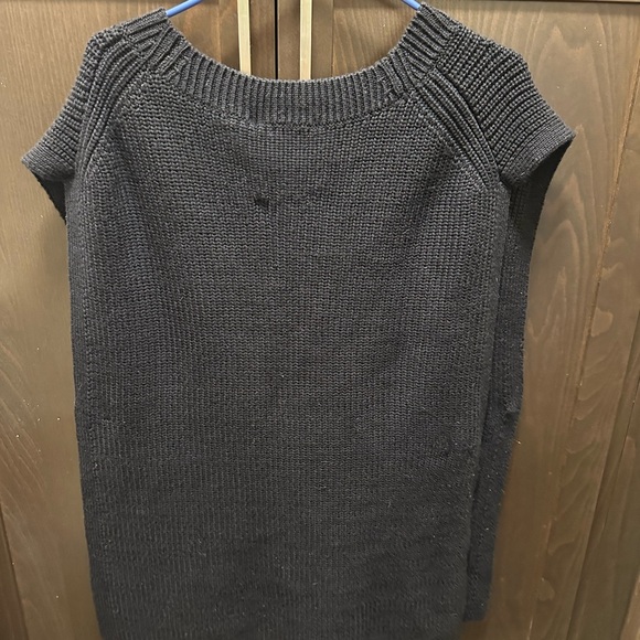 Women’s COS Open Side Sweater Vest - Picture 7 of 9